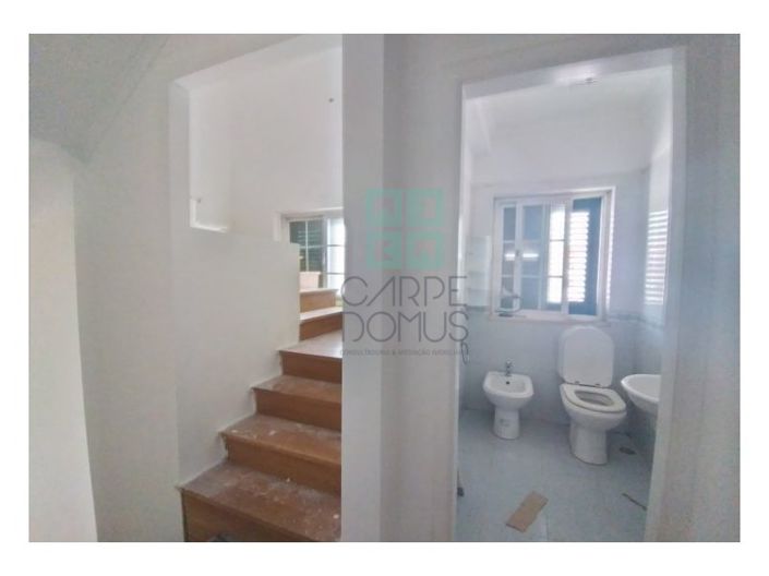 Image No.31-5 Bed House for sale