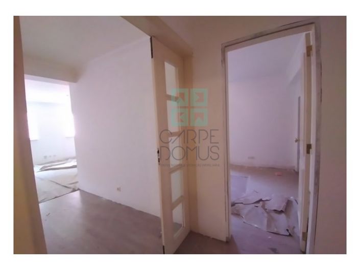 Image No.40-5 Bed House for sale