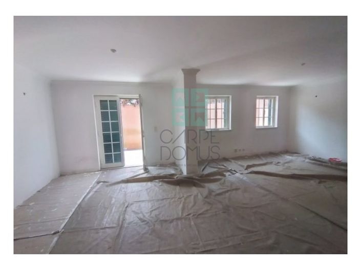 Image No.45-5 Bed House for sale