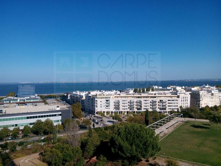 Image No.20-4 Bed Apartment for sale