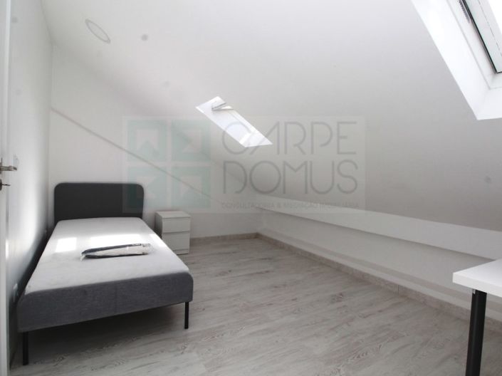 Image No.13-9 Bed House for sale