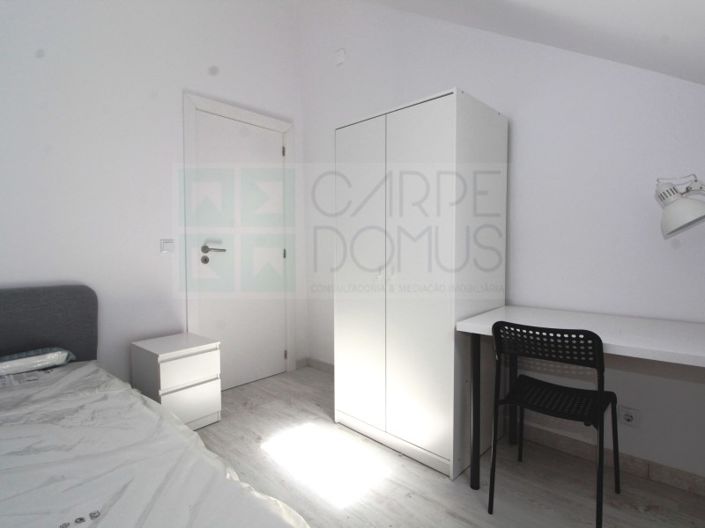 Image No.18-9 Bed House for sale