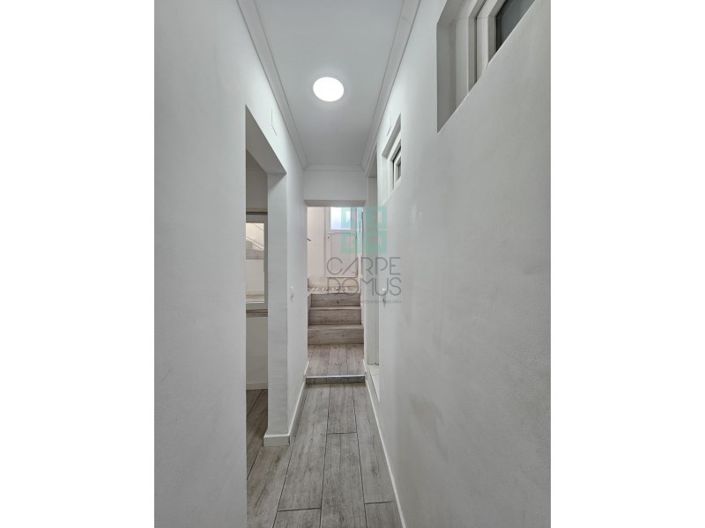 Image No.29-9 Bed House for sale