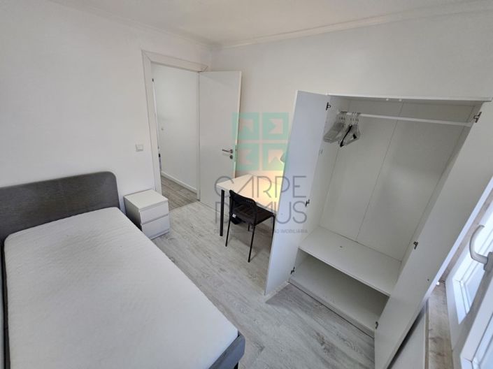 Image No.34-9 Bed House for sale