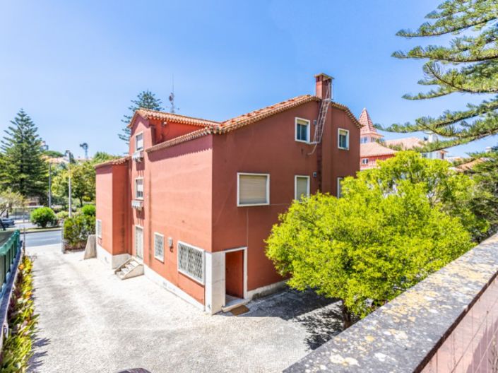 Image No.2-9 Bed House for sale