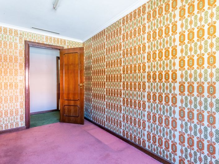 Image No.20-9 Bed House for sale