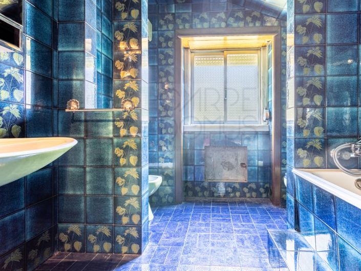 Image No.5-9 Bed House for sale