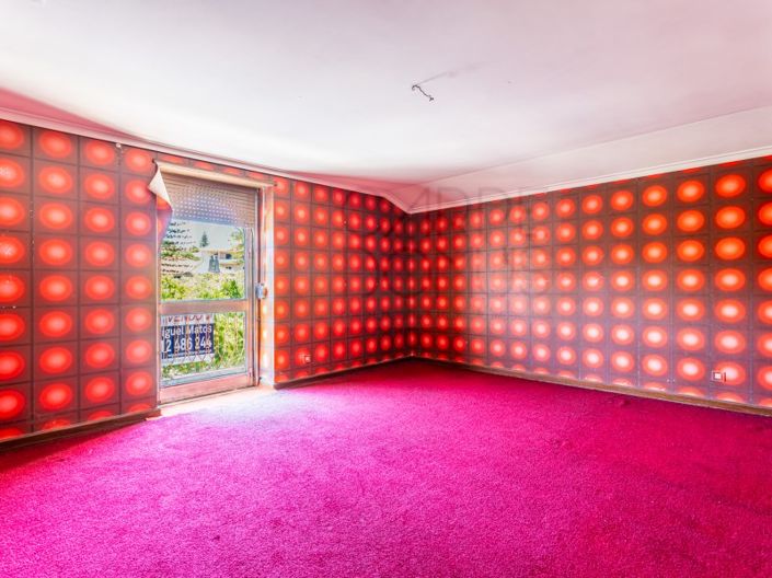 Image No.3-9 Bed House for sale