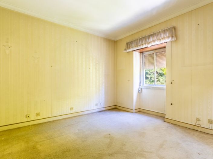 Image No.32-9 Bed House for sale