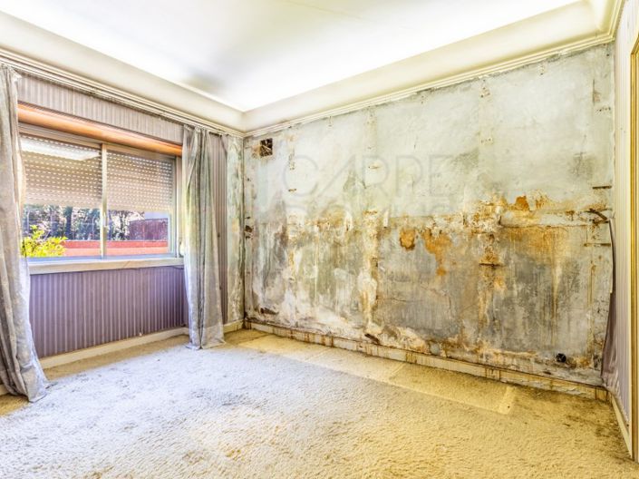 Image No.36-9 Bed House for sale