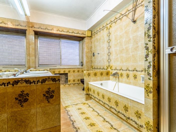 Image No.44-9 Bed House for sale