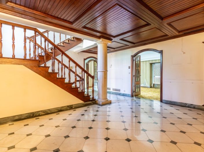 Image No.50-9 Bed House for sale