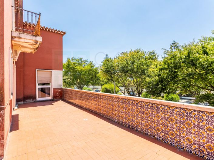 Image No.77-9 Bed House for sale