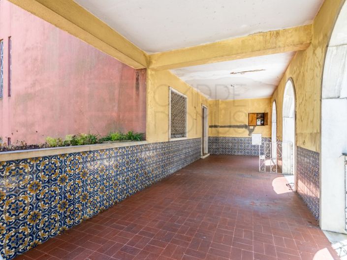 Image No.85-9 Bed House for sale