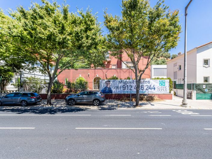 Image No.96-9 Bed House for sale