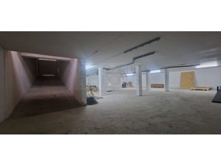 Image No.33-3 Bed Apartment for sale