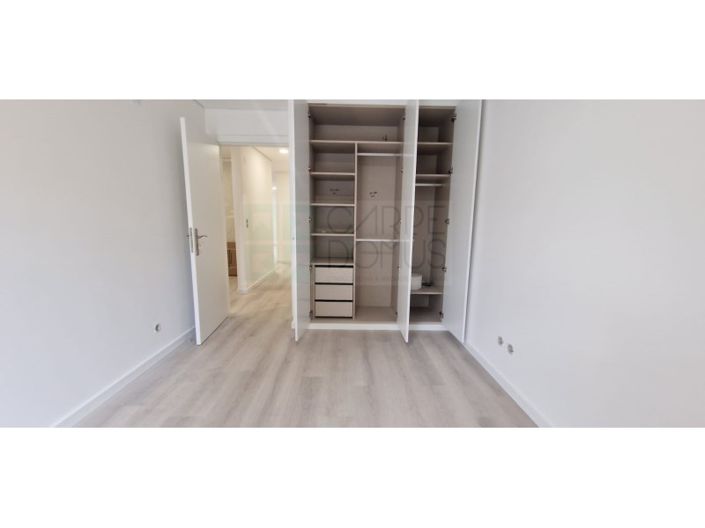 Image No.49-3 Bed Apartment for sale