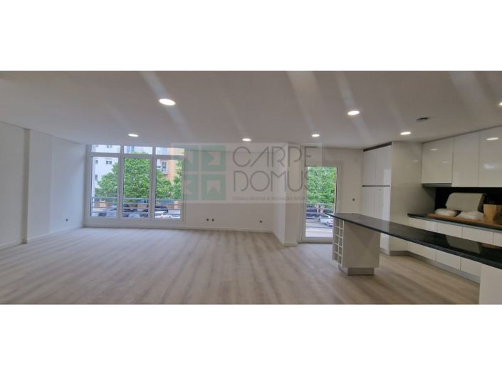 Image No.54-3 Bed Apartment for sale