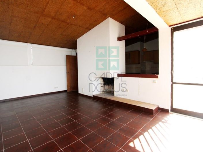 Image No.5-6 Bed House for sale