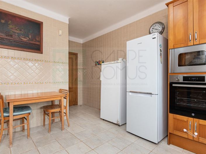 Image No.17-4 Bed House for sale