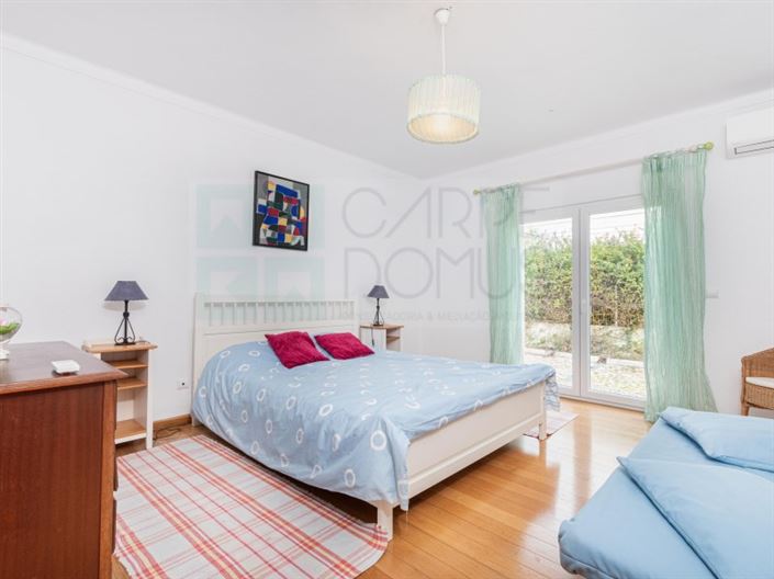 Image No.20-4 Bed House for sale