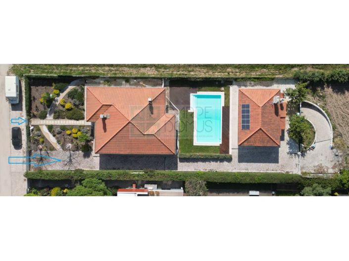 Image No.3-4 Bed House for sale