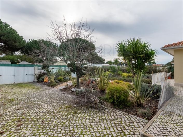 Image No.34-4 Bed House for sale