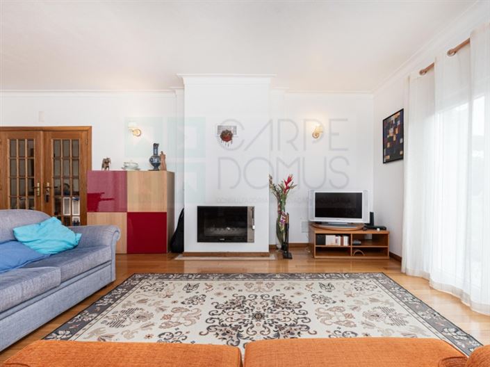 Image No.10-4 Bed House for sale