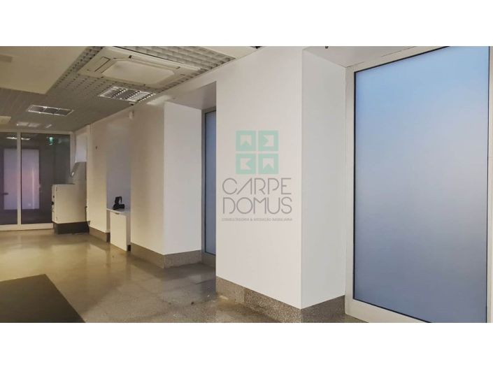 Image No.14-Commercial à vendre à Lisbon