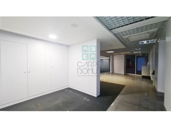 Image No.16-Commercial à vendre à Lisbon