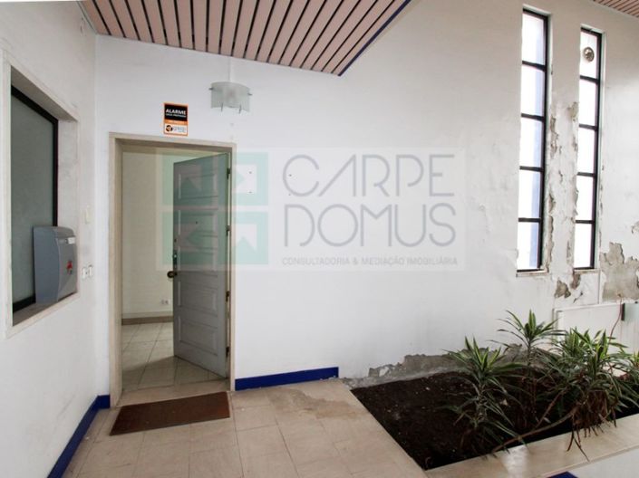 Image No.10-Commercial for sale