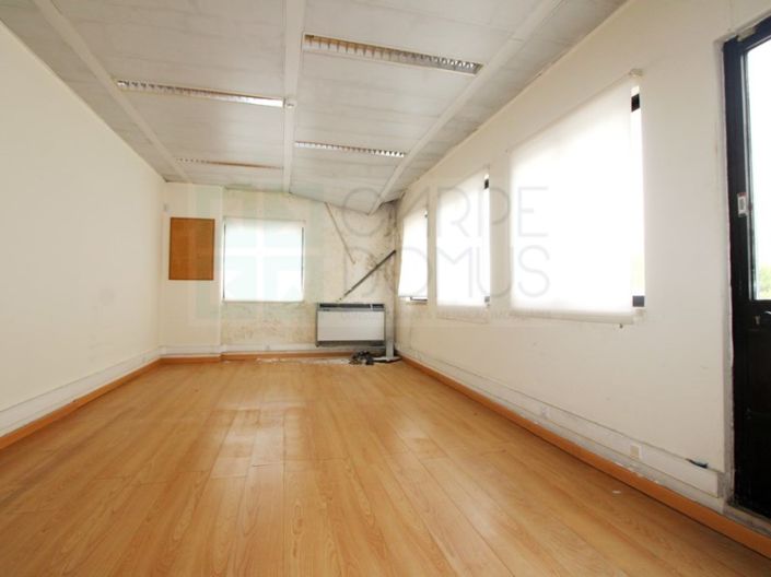 Image No.20-Commercial for sale