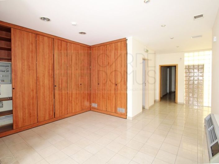 Image No.5-Commercial for sale