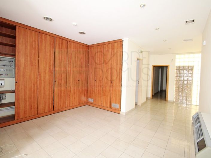 Image No.37-Commercial for sale