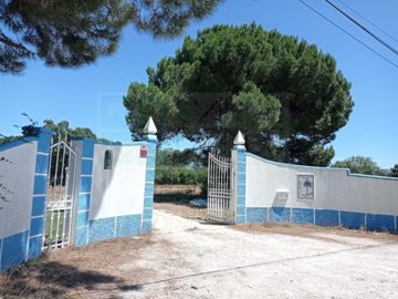 1 - Setúbal, Farmhouse