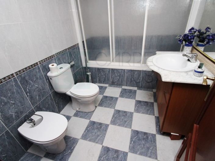 Image No.23-4 Bed House for sale