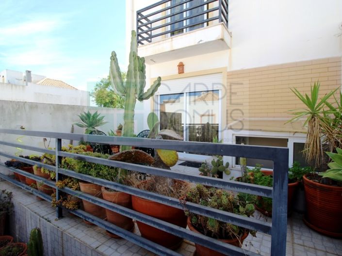 Image No.17-2 Bed House for sale