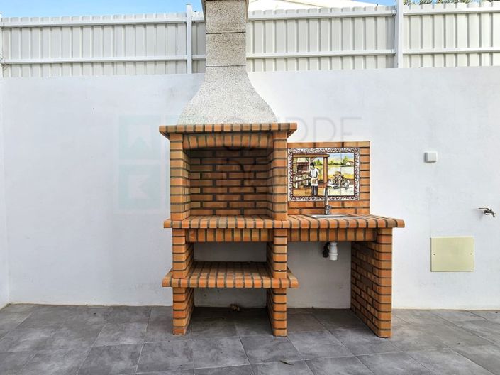 Image No.13-3 Bed House for sale