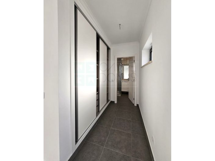 Image No.24-3 Bed House for sale