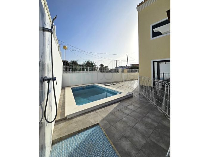 Image No.31-3 Bed House for sale