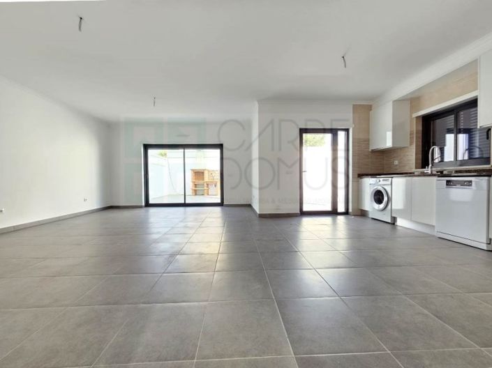 Image No.32-3 Bed House for sale