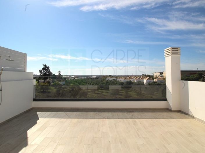 Image No.33-4 Bed House for sale