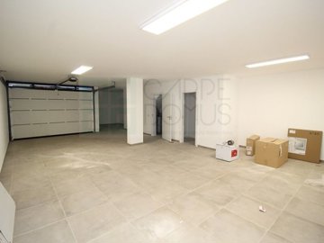 id70598301-0000-0500-0000-000014372188