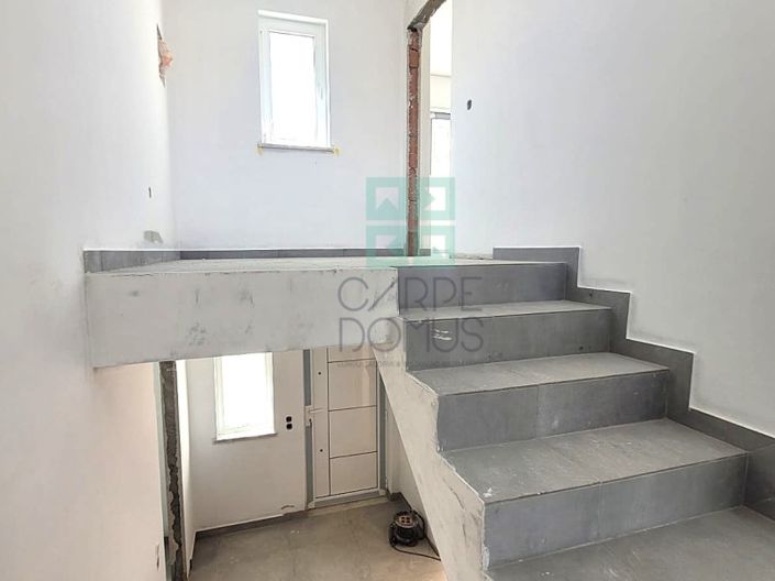 Image No.16-3 Bed House for sale