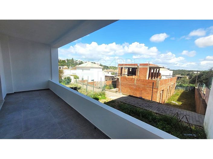 Image No.25-3 Bed House for sale