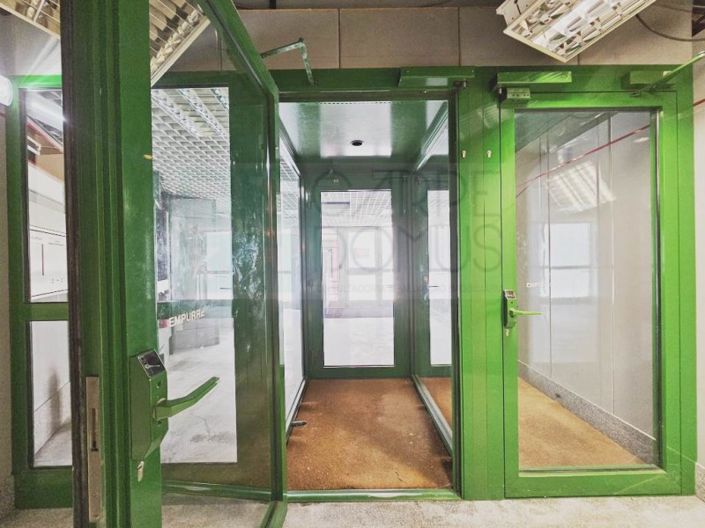 Image No.25-Commercial for sale