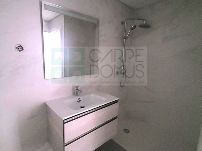 Image No.14-3 Bed House for sale