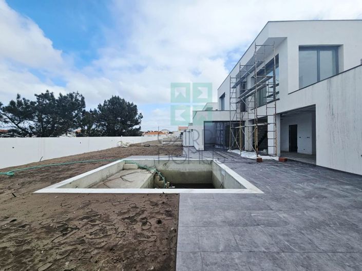 Image No.2-3 Bed House for sale