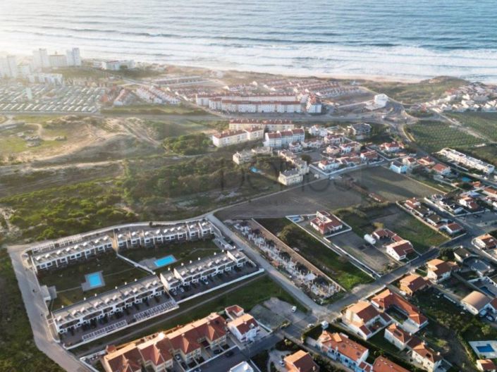 Image No.25-3 Bed House for sale