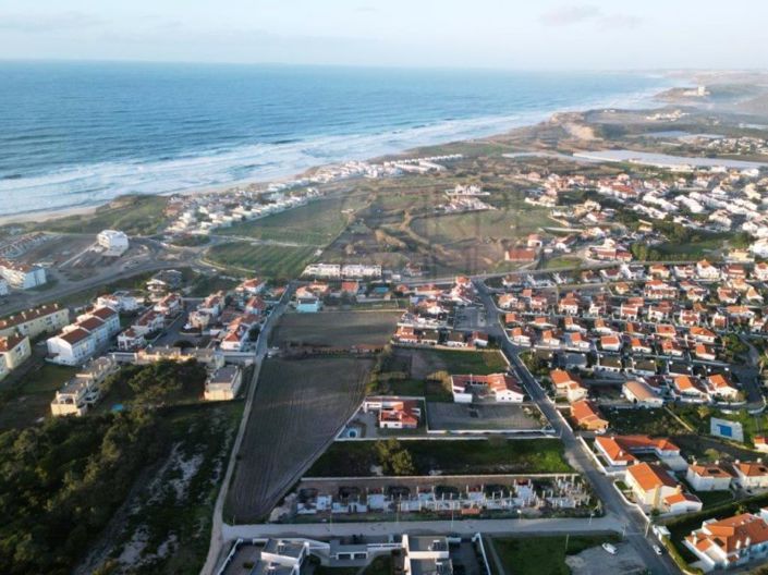 Image No.34-3 Bed House for sale